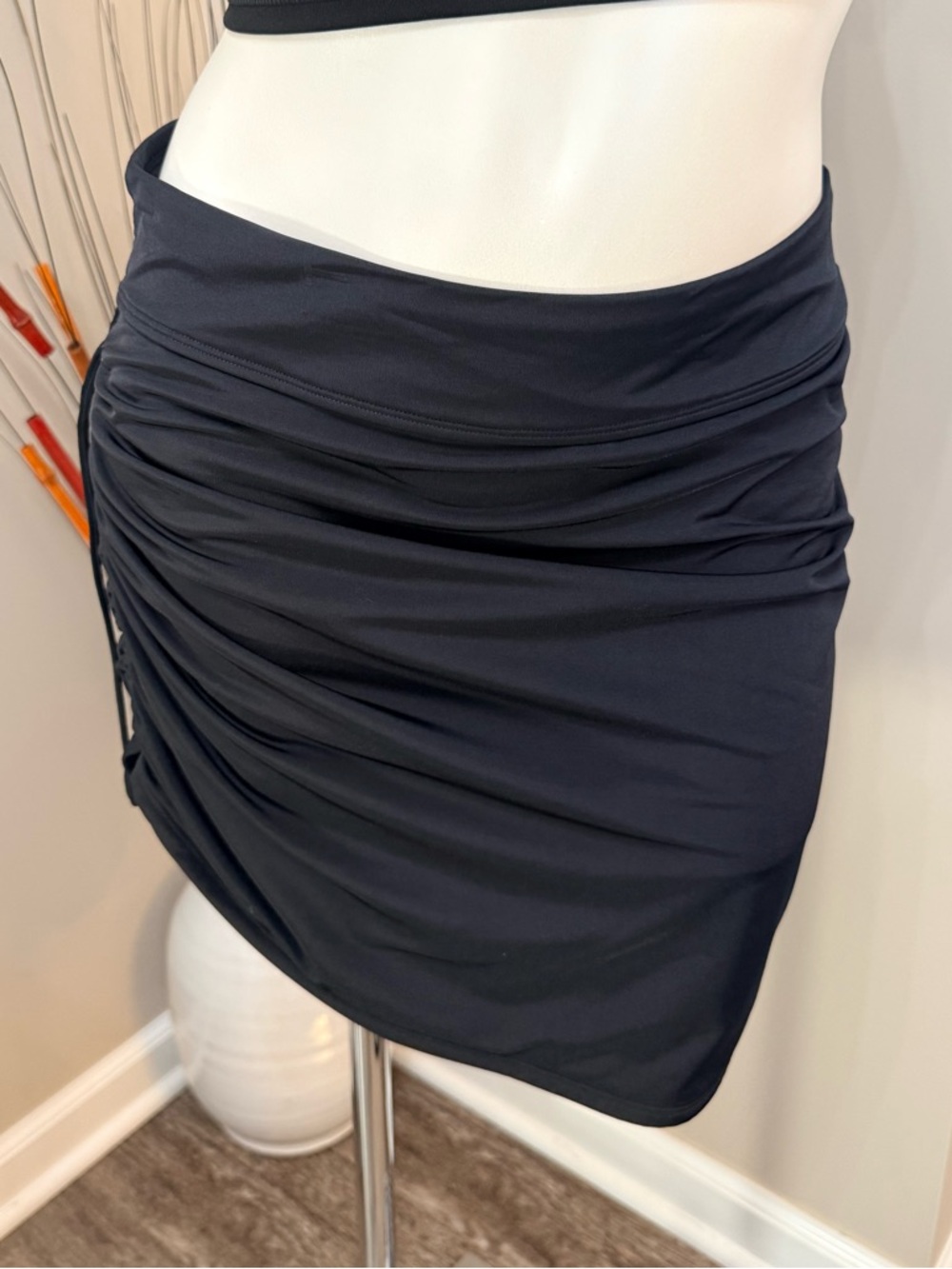 Athleta Black Swim Skirt with Adjustable One Cinched Side Size Small EC